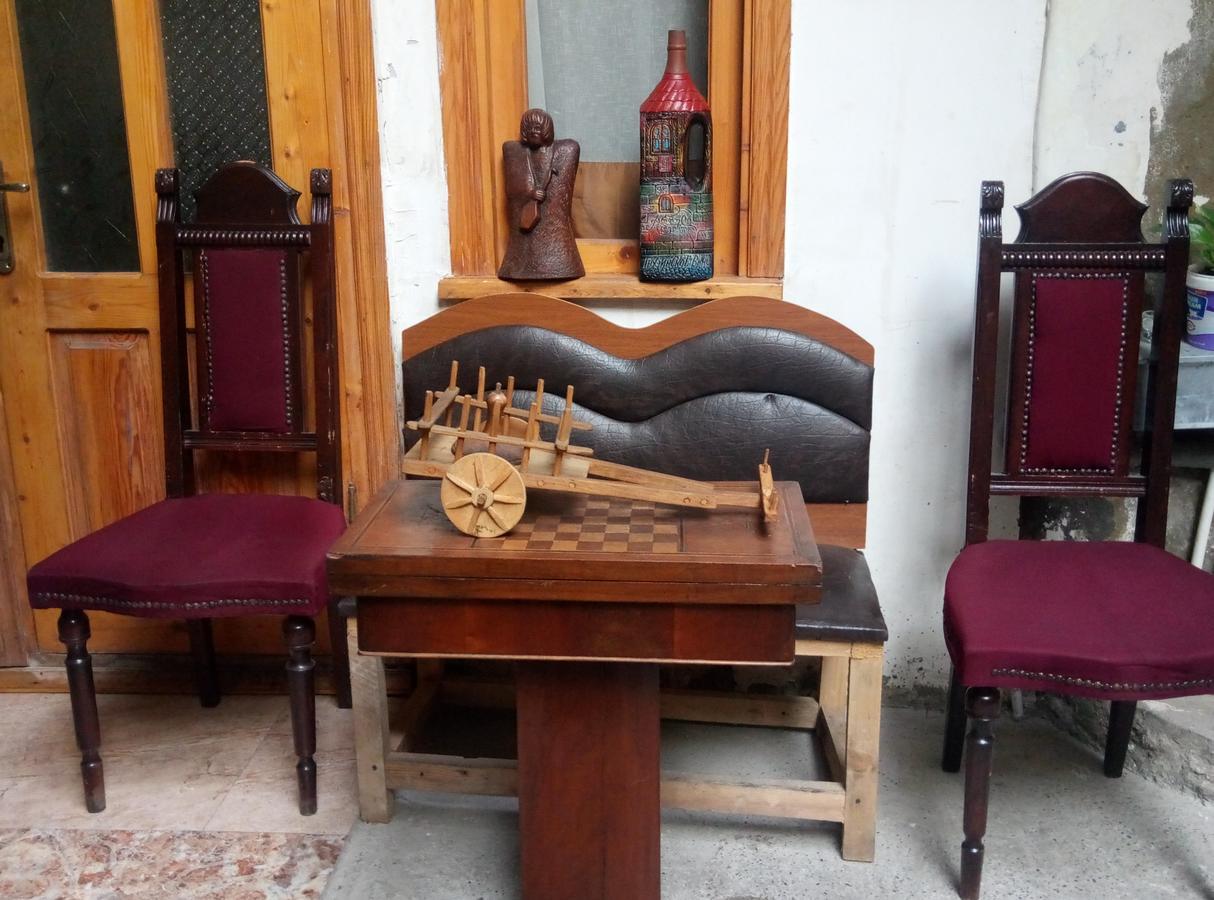 Jeki'S Apartment In Old ティビリシ エクステリア 写真